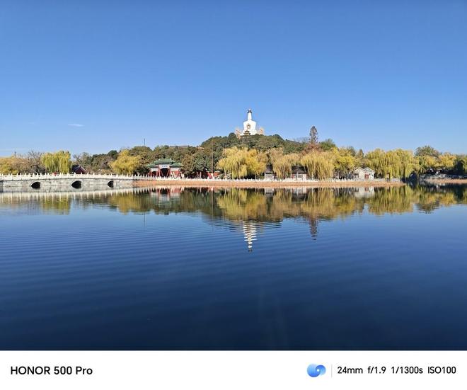 2025年拍人像首选荣耀500 Pro爱游戏入口2025年拍人像手机推荐：(图5)